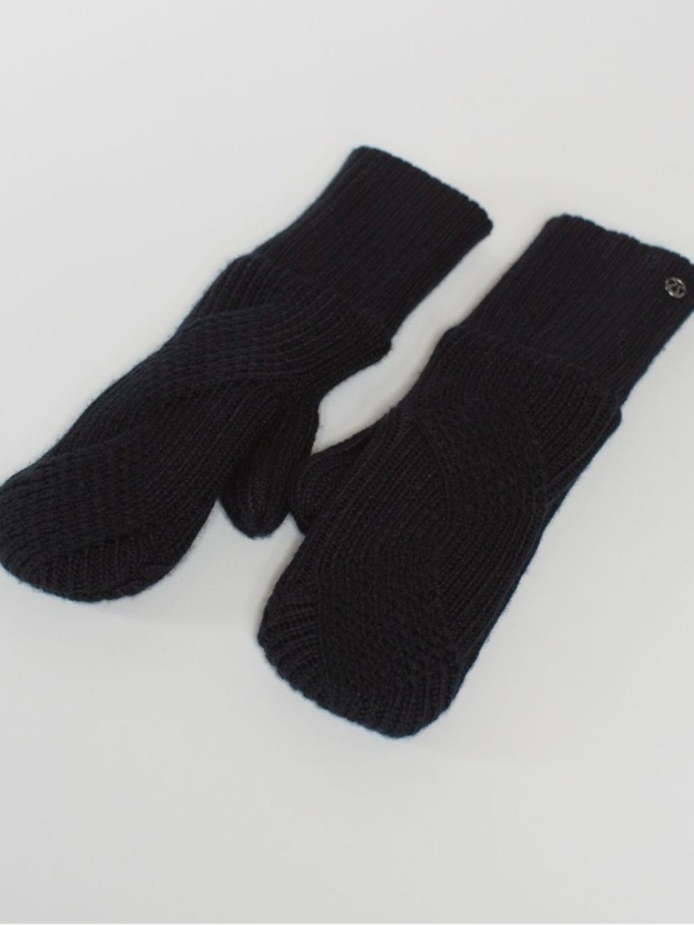 Lululemon Black Totally Toasty Mittens